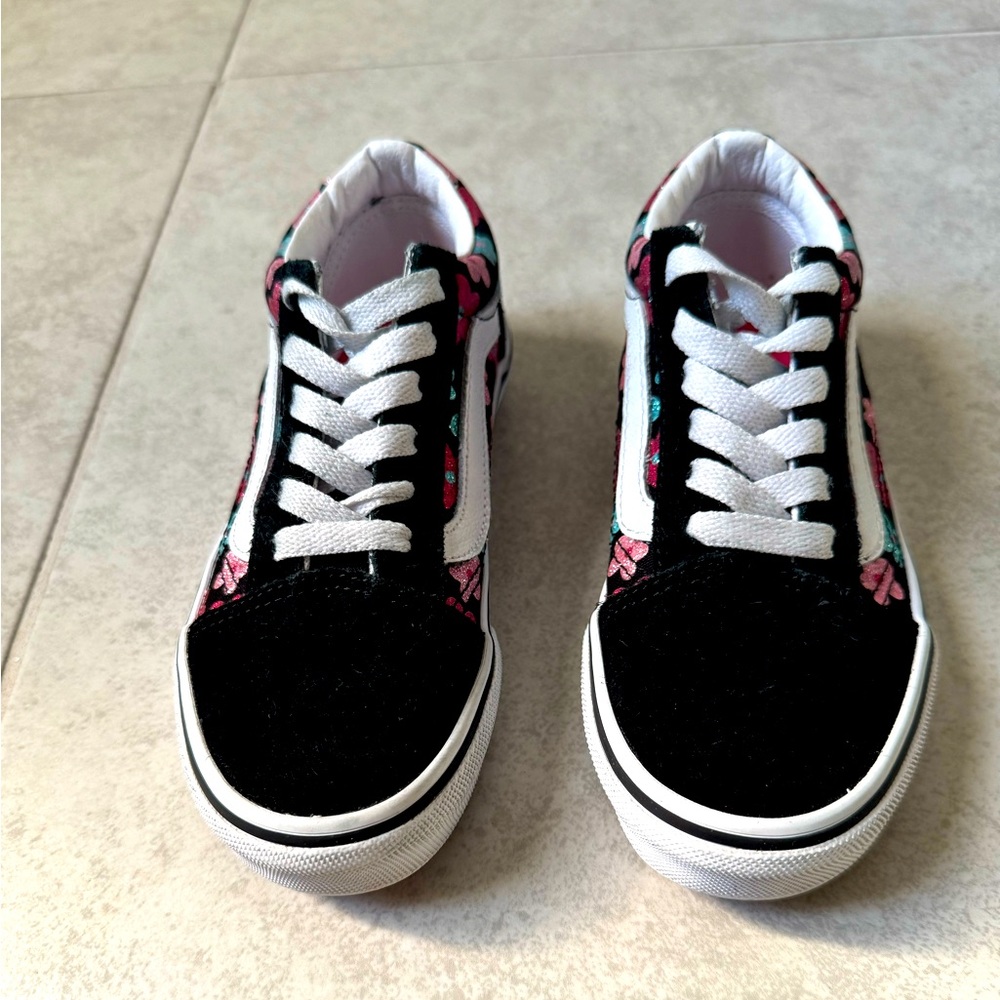 Kids size 13.5 glitter flower power Old Skool Vans